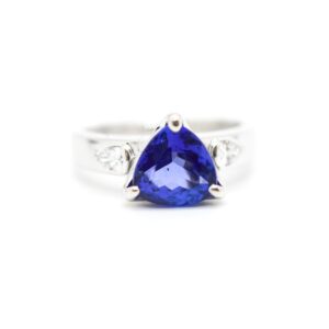 18K Cocktail Ring
